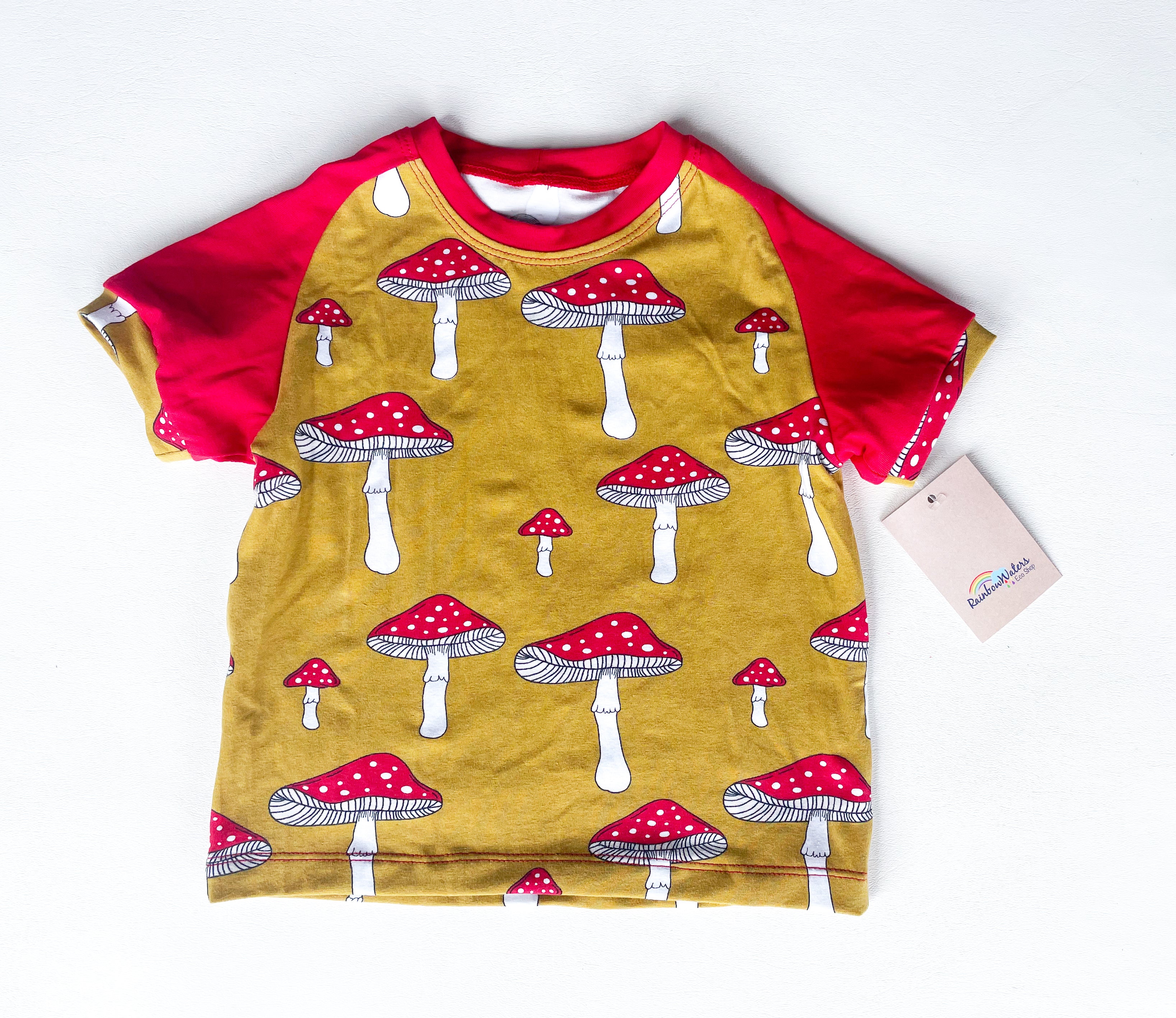 Mushrooms Raglan tee, organic cotton